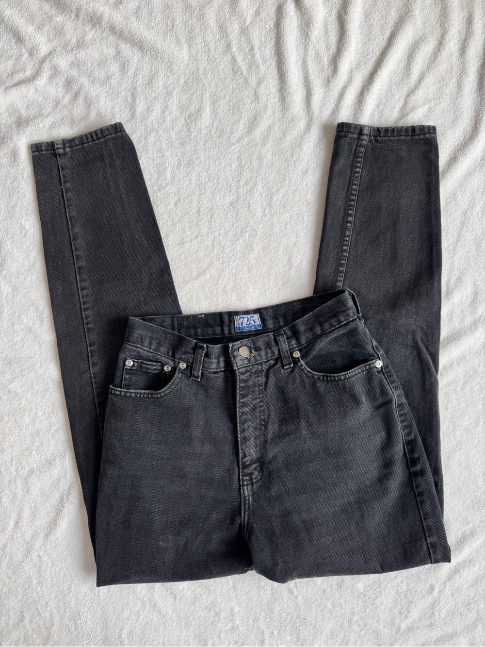 Vintage 725 Originals Black Tapered Leg Women’s Jeans